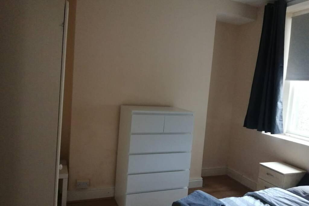 Swansea City Centre Townhouse Eksteriør billede